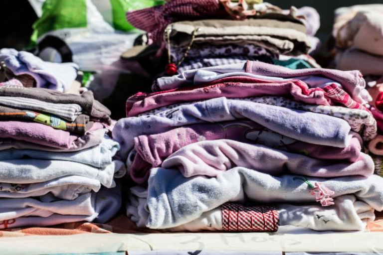 TIPS TO BRING YOUR OLD CLOTHES BACK TO LIFE
