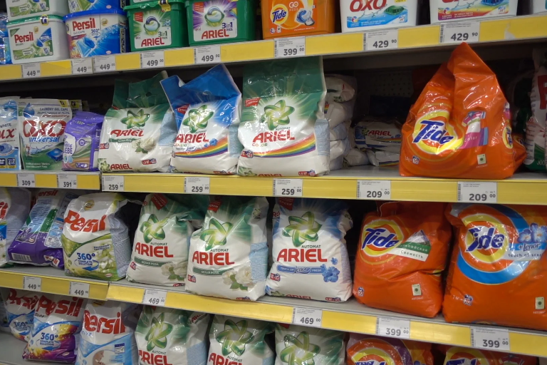LIQUID OR POWEDER DETERGENT ?